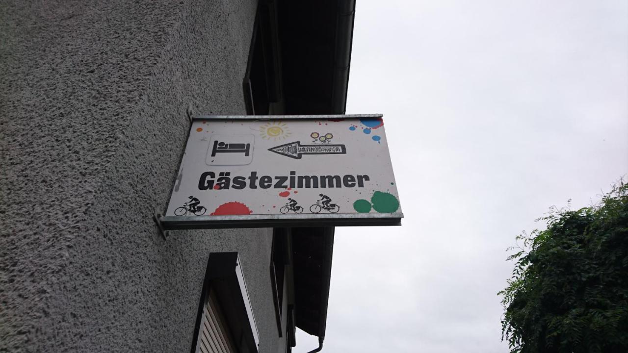 Gaestezimmer & Ferienwohnungen Thon Herbsleben Eksteriør billede